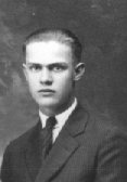 1922