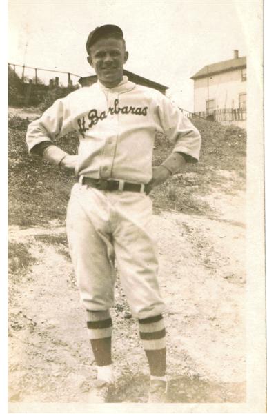 Image:Stbarbarabaseballplayer.jpg