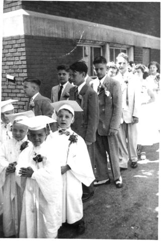 Image:1950 8th Grade Grads2.jpg