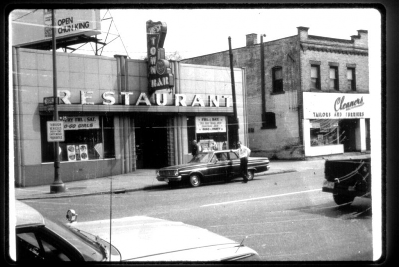 Image:Slide 3809 W25th - West Town Bar and Restaurant.jpg