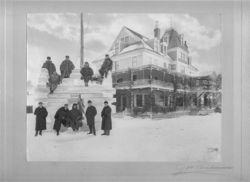 Image:Photo Riverside Inn (front).jpg