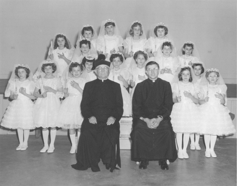 Image:St Barbara's Communion 1961 girls.jpg