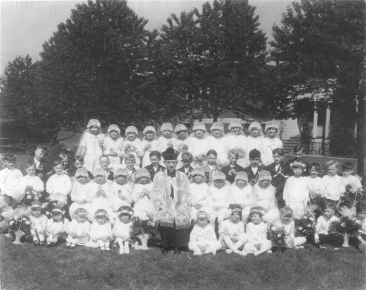 Image:St Barbara's Communion 1929.jpg