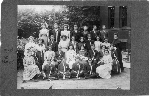 East Denison1910 Graduation Class