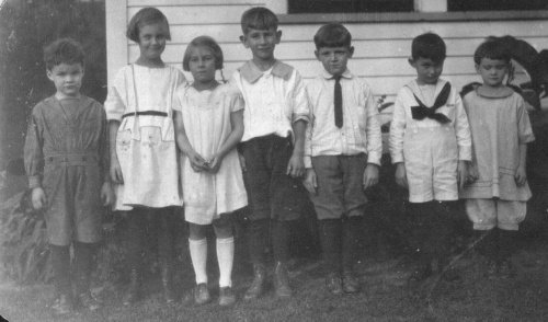 East Denison1923 1st Grade Class